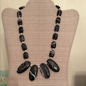 vintage banded agate and faux pearl necklace